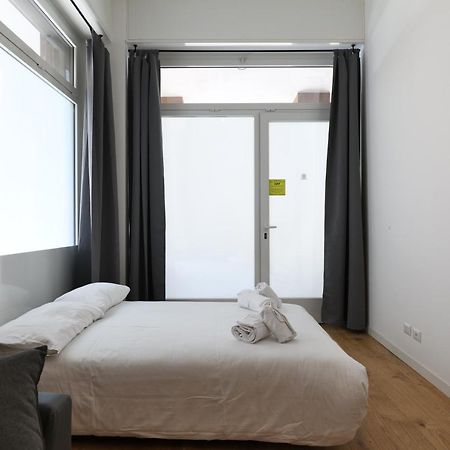 Primopiano - La Malfa Flats Apartment Milan Luaran gambar