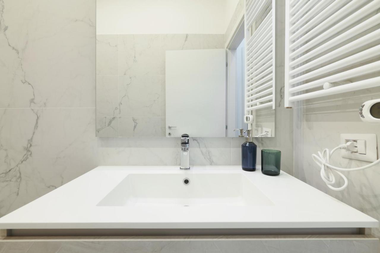 Primopiano - La Malfa Flats Apartment Milan Luaran gambar
