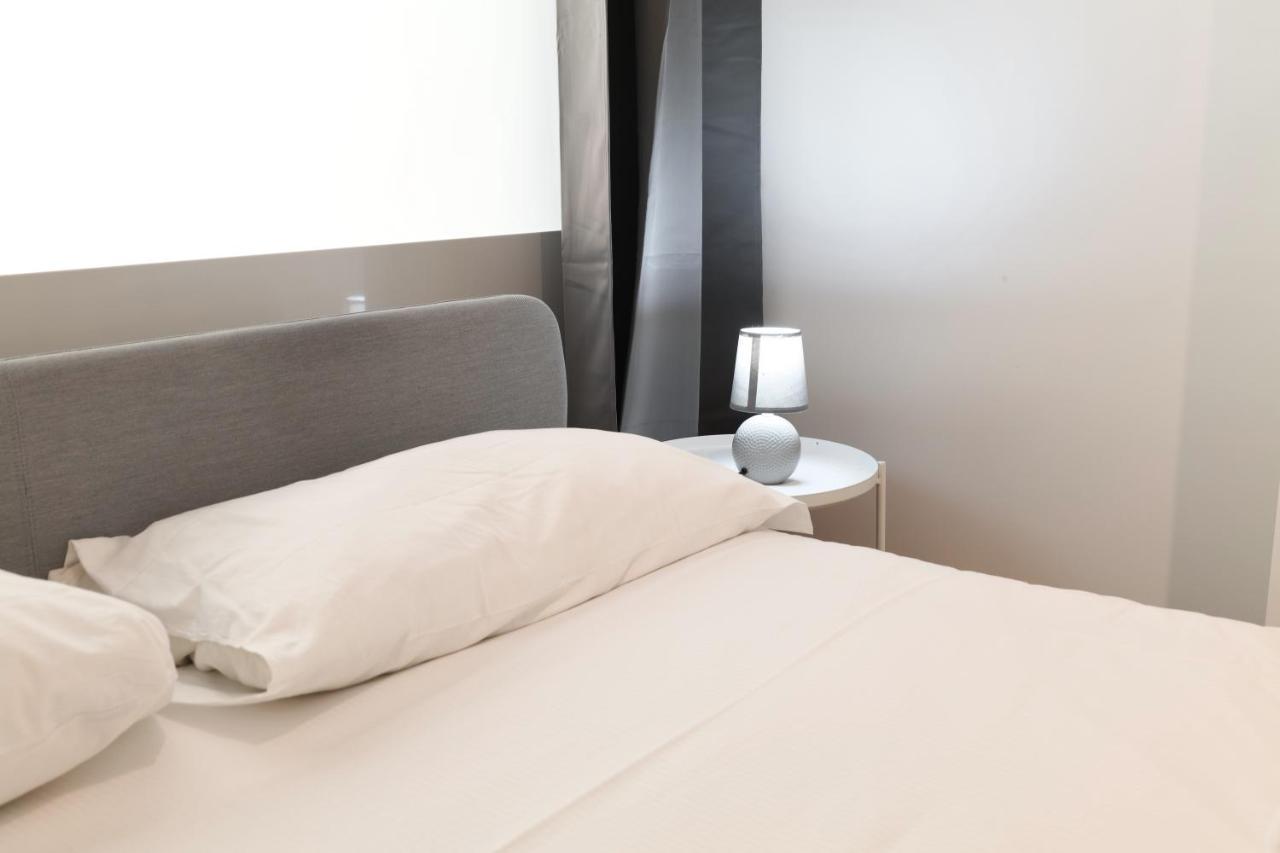 Primopiano - La Malfa Flats Apartment Milan Luaran gambar