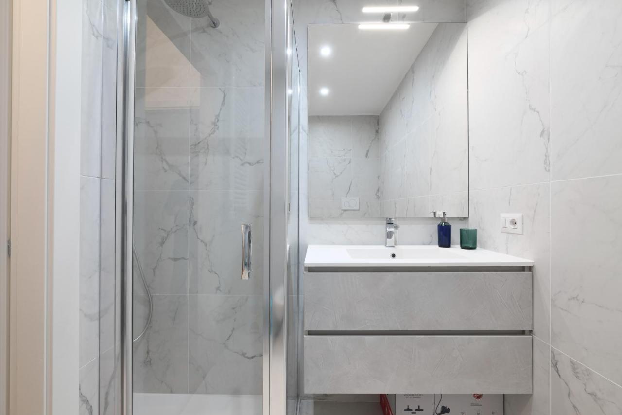 Primopiano - La Malfa Flats Apartment Milan Luaran gambar