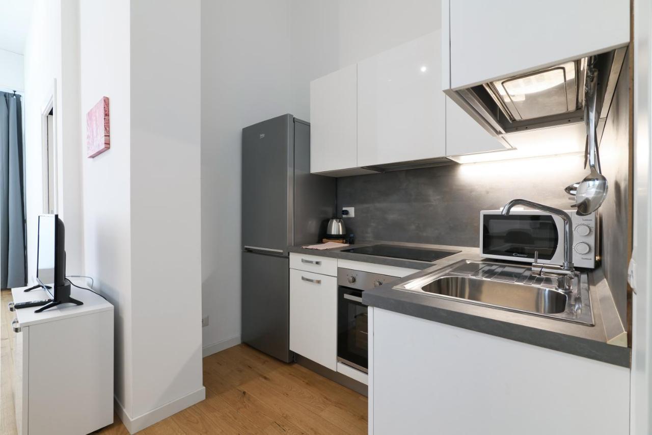 Primopiano - La Malfa Flats Apartment Milan Luaran gambar